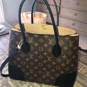 Louis Vuitton crossbody/ handbag